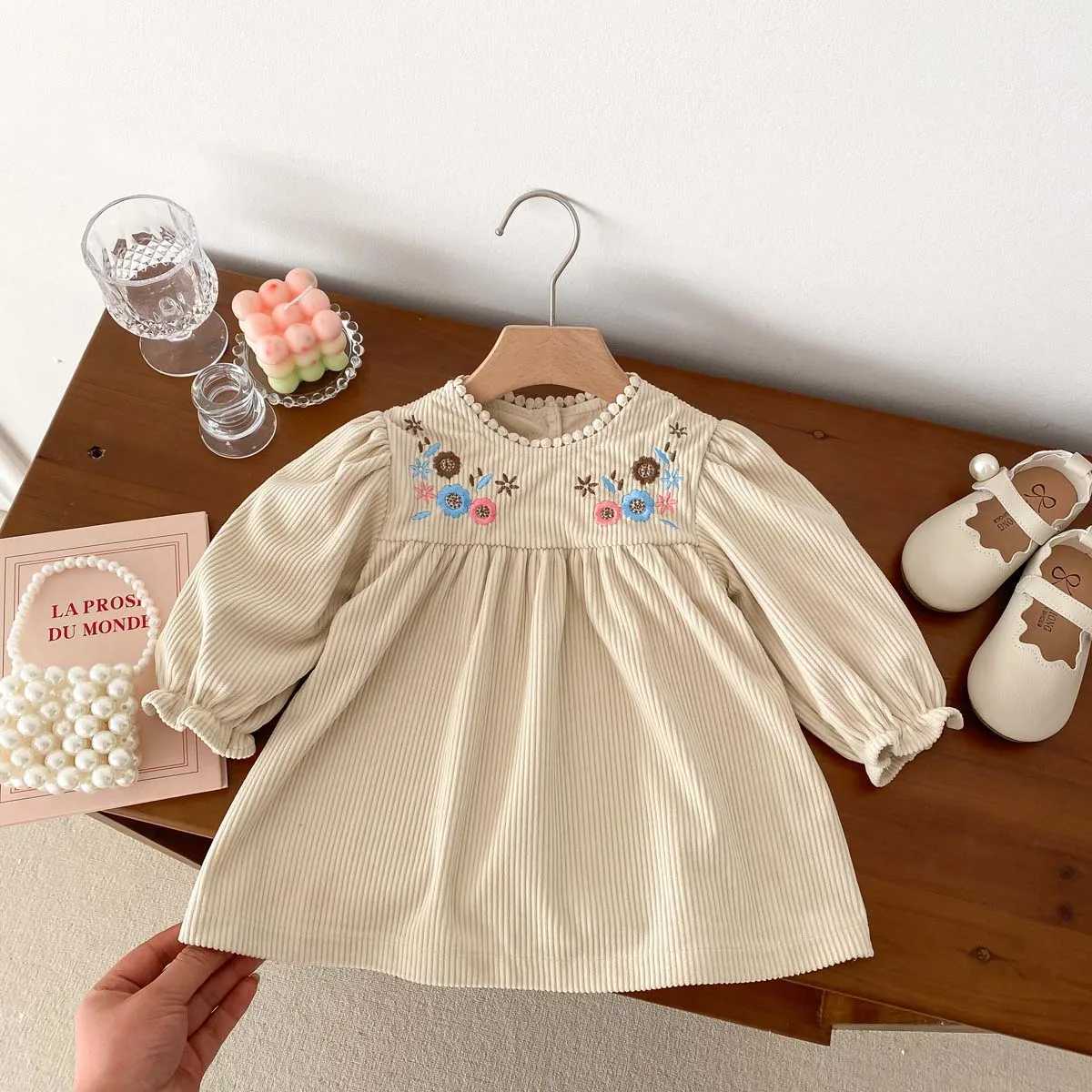Spring autumn baby princess dress Corduroy baby girl long sleeved embroidered dress baby clothing 0-3y X250220