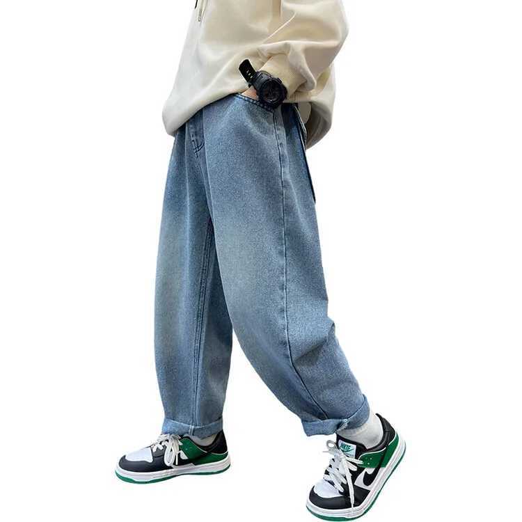Korean version of boys street dance jeans wide leg pants childrens student jeans denim straight leg pants Z250220