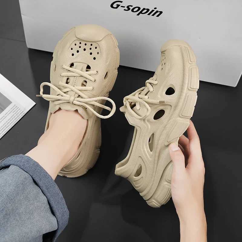 New Arrival Summer mens sandals lightweight EVA mens slippers fashionable mens slippers garden shoes outdoor casual beach shoes walking sports shoes T