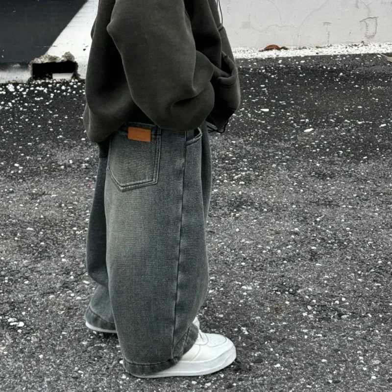 Winter plush childrens pants new childrens clothing jeans suitable for boys lined with thick denim pants baby warm casual childrens denim pants Z25022