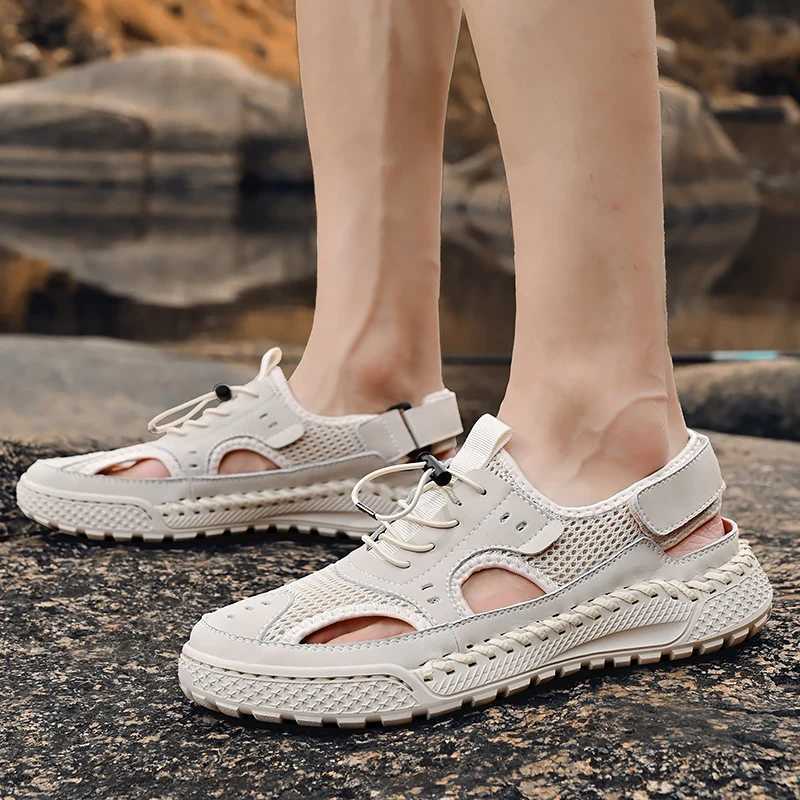 New Arrival Sandals mens trendy summer new leather shoe hat outdoor casual sports hollow sandals beach shoes handmade mesh mens shoes T250220