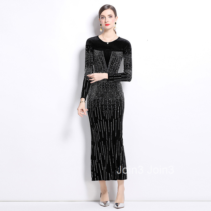 Autumn/winter New Womens Clothing Style Velvet Hot Diamond Long Sleeve Slimming Long Dress