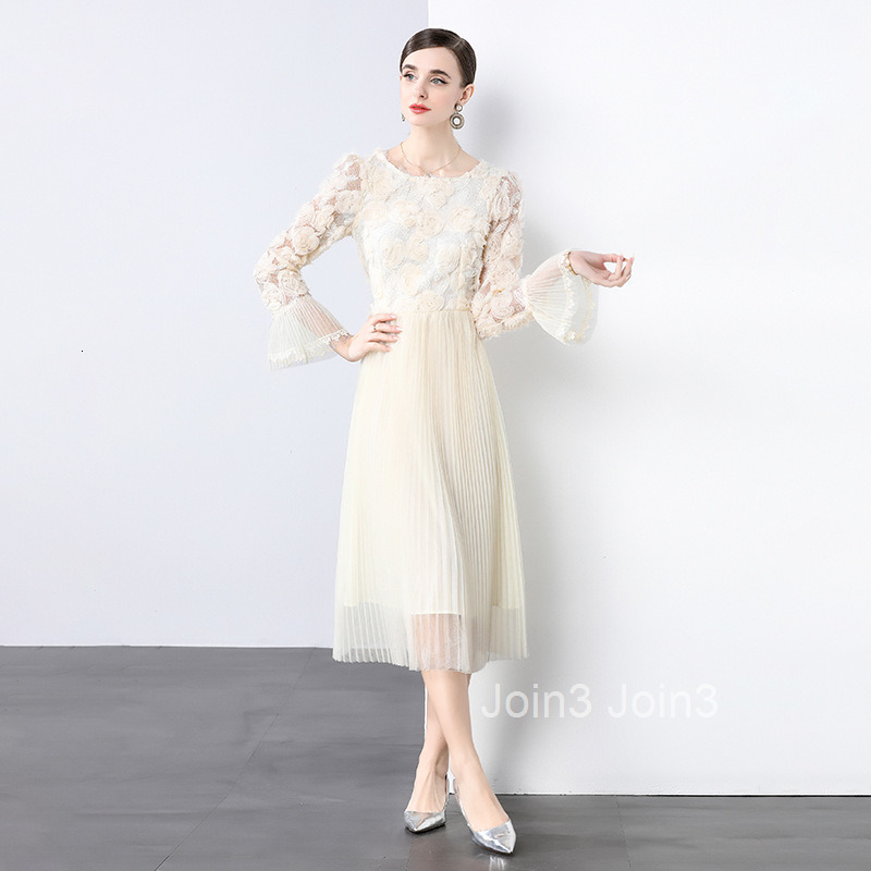 New Fairy Style Three Dimensional Hairy Flower Bubble Sleeve Horn Sleeve Waist Fold Mesh Large Swing Dress