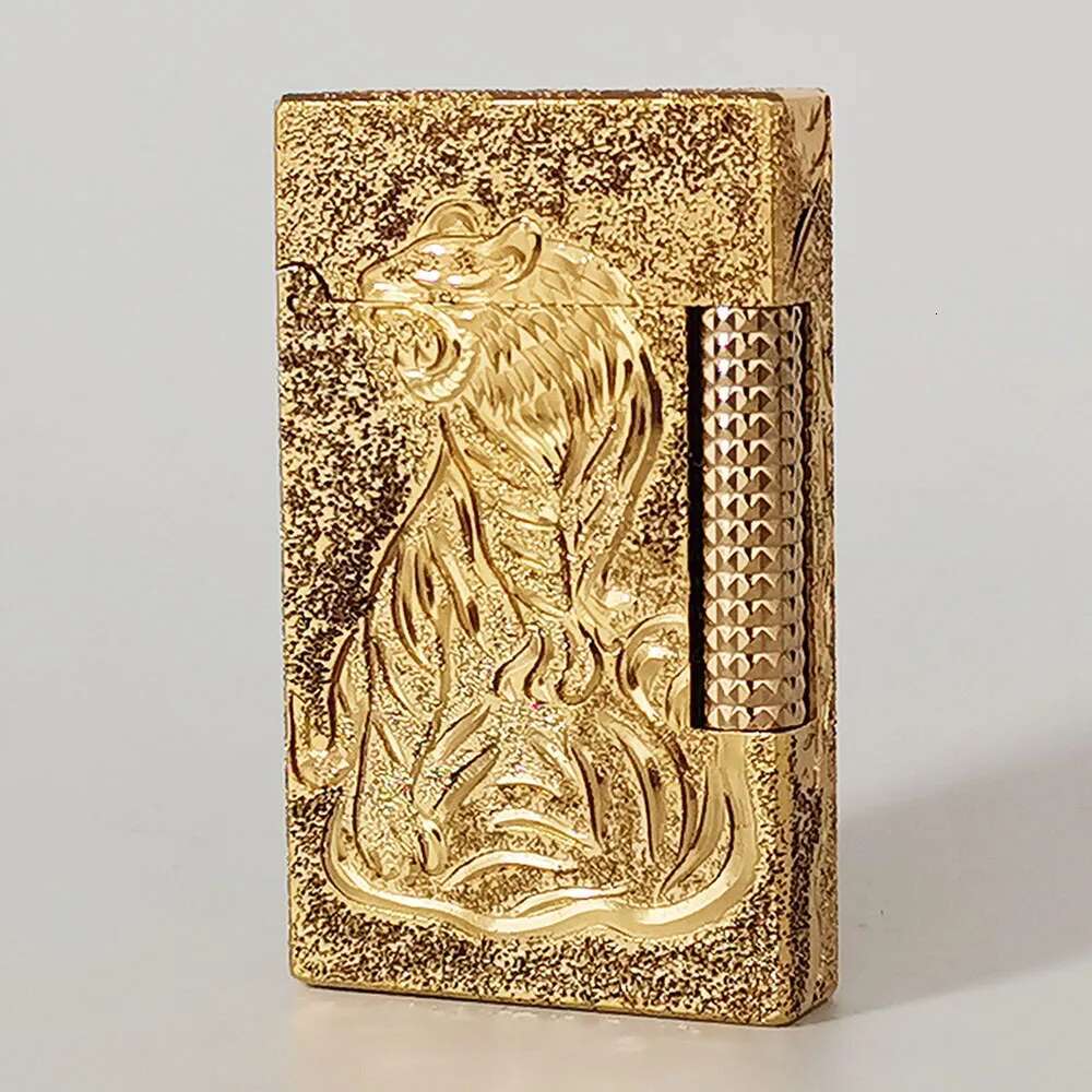 Top Selg Lighter Metal Brass Tiger Bright Sound Gas Butane Refillable Cool Smoking Cigarette Tools For Boyfriend Collection