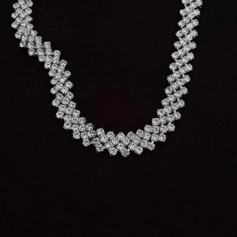 Fashionable silver crystal necklace womens luxury all rhinestone pearl necklace wedding jewelry party giftsXJ250222