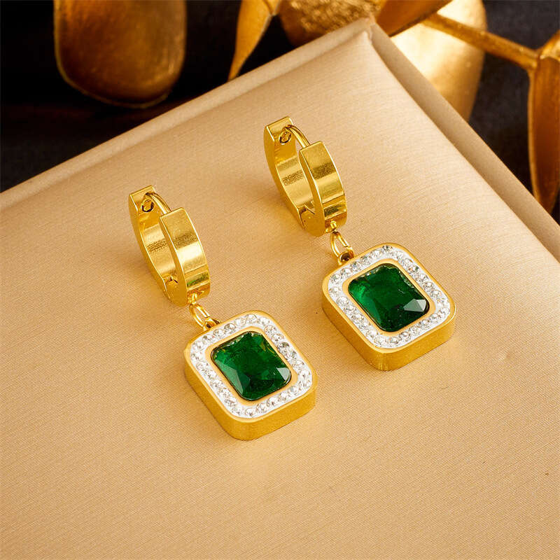 Designer jewelry for women Advanced luxury emerald sugar diamond moissanite pandra pendant chain necklace earrings bracelet jewelry set high-end party