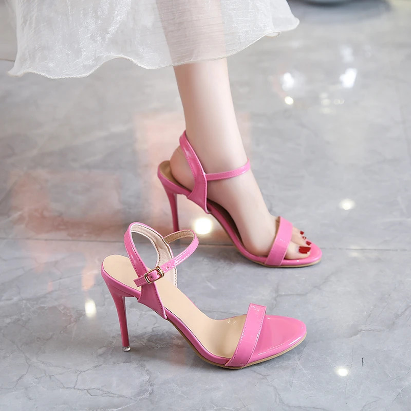 Large Sandals for Women 2023 Fashion Round Toe Soft Leather Solid Color One Line With High Heel Sandals for Women 250218