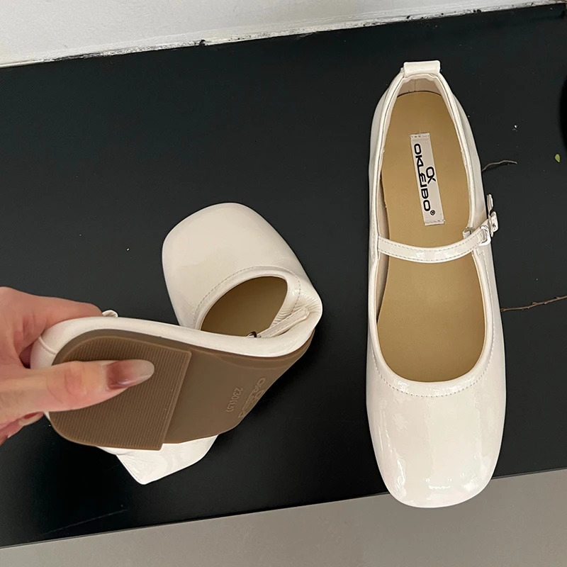 Female Red Footwear Lolita Mary Janes Ladies Dance Shoes Buckle Strap Fashion Shallow Flats With Shoes For Women 250221
