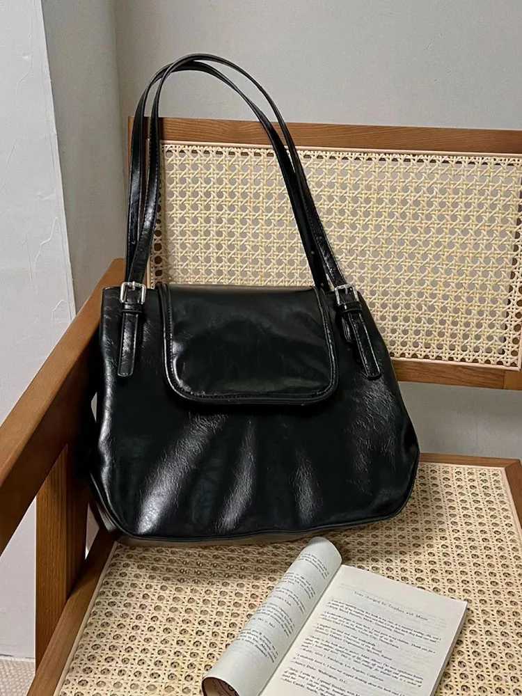 Vintage Cmuter Large Capaci Oil Waxed Leather Underarm Tote Bag For Wen Spring New Simple Solid Color One Shoder Handbag Z250318