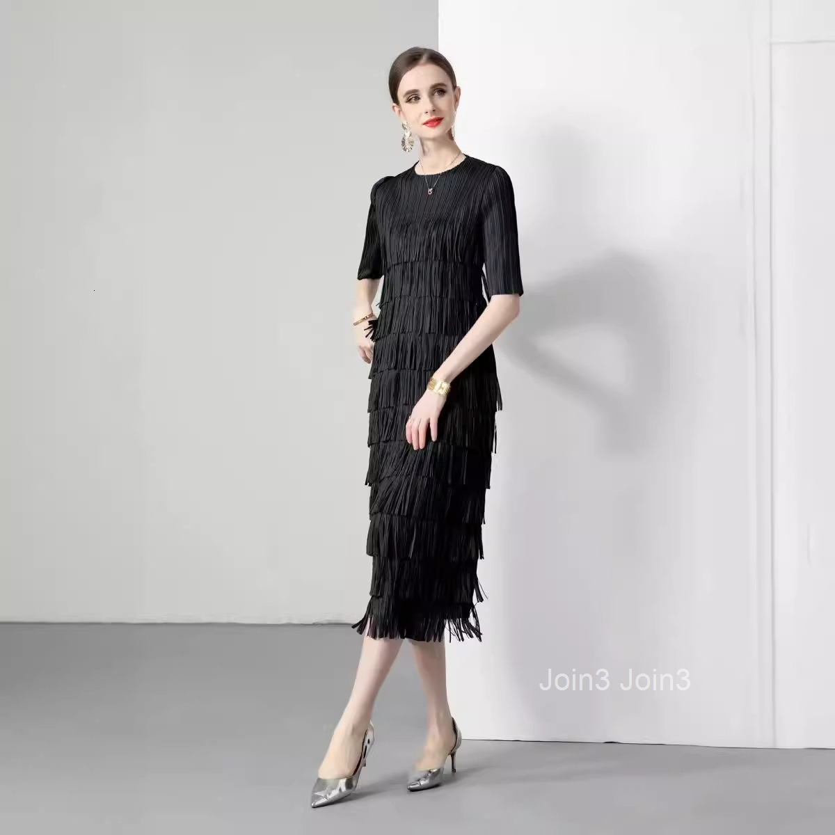 Summer New Womens Pleated Multi-layer Tassel Cake Skirt Solid Color Mid Sleeve Slim Fit Dress