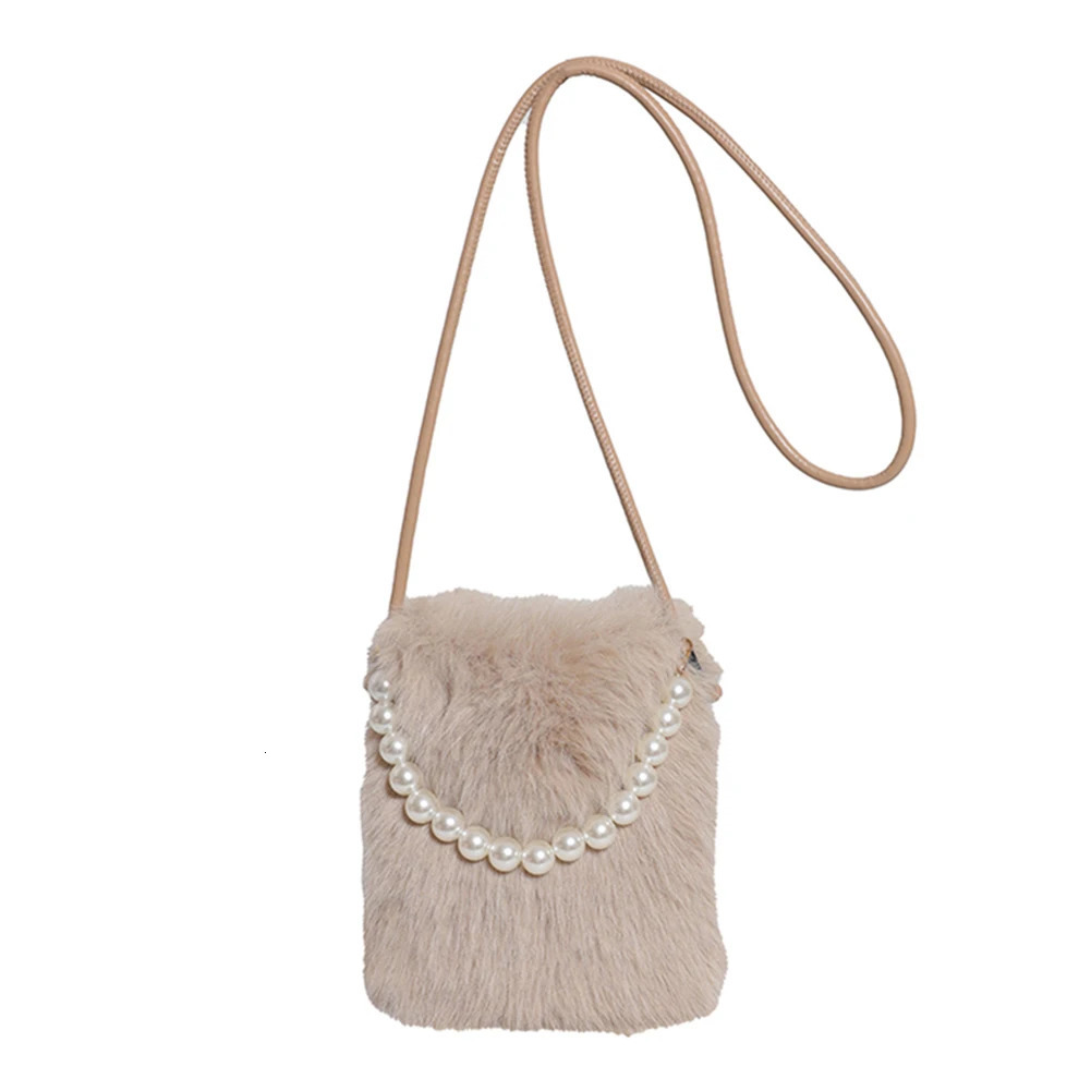 Women Faux Fur Shoulder Bag Pearl Chain Crossbody Clutch Purse for Travel Party 250218