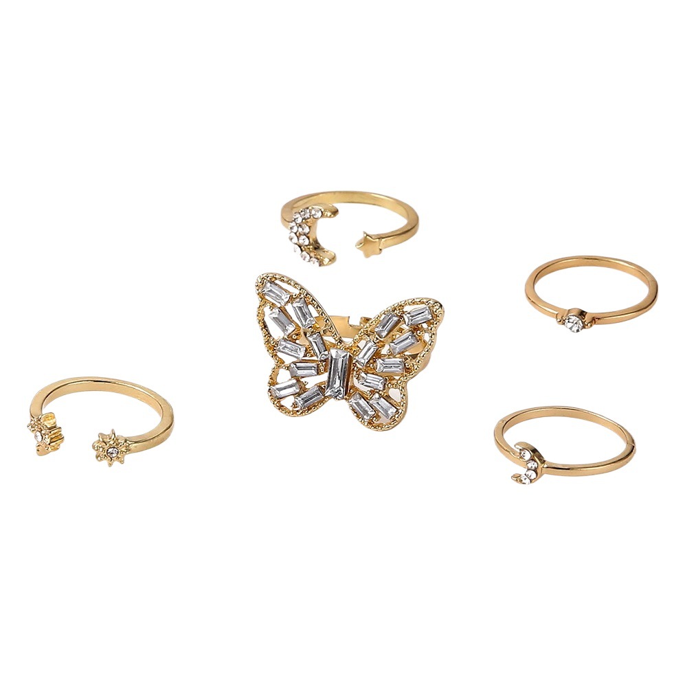 Elegant Sterling Silver Butterfly Ring Featuring Dazzling Cubic Zirconia for Ladies