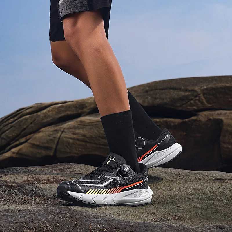 High-quality Fashion Running Shoes for Men Cfy Outdoor Sport Shoes Trainers Men Travel Trekking Sneakers Men zapatillas Hbre Z250304