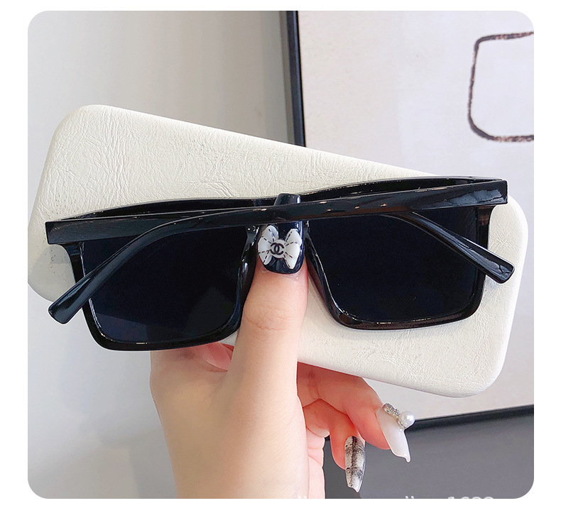 2025 New internet celebrity live streaming sunglasses, sun protection, fashion street photography, UV protection, square frame glasses
