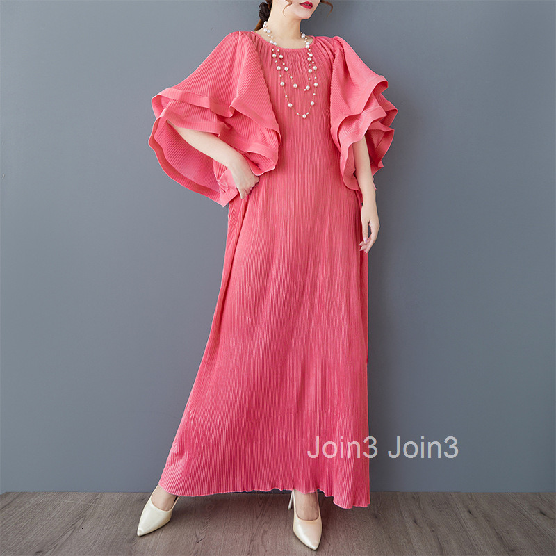 Spring and Autumn New Hundred Fold Long Dress Fashion Round Neck Lotus Leaf Sleeves Loose and Slim Ladies Long Dress
