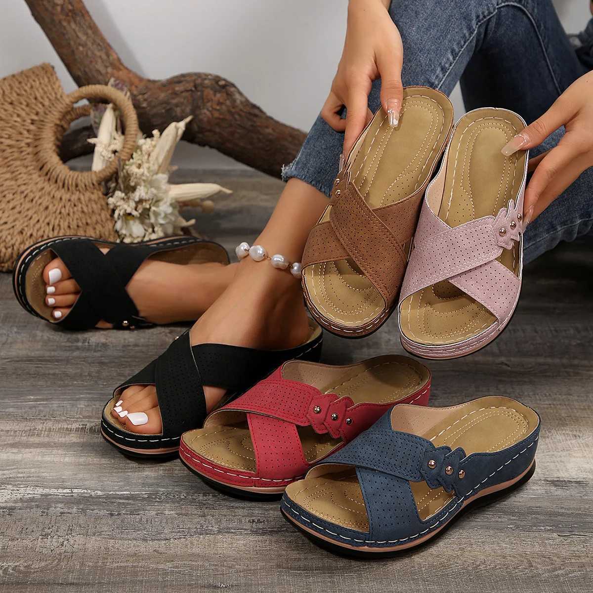 Vintage Mid Heel Strappy Back Open Toe Slide Sandals - Soft Faux Leather Upper Comfy PU Sole Comfortable Shoes for WomenXJ250221