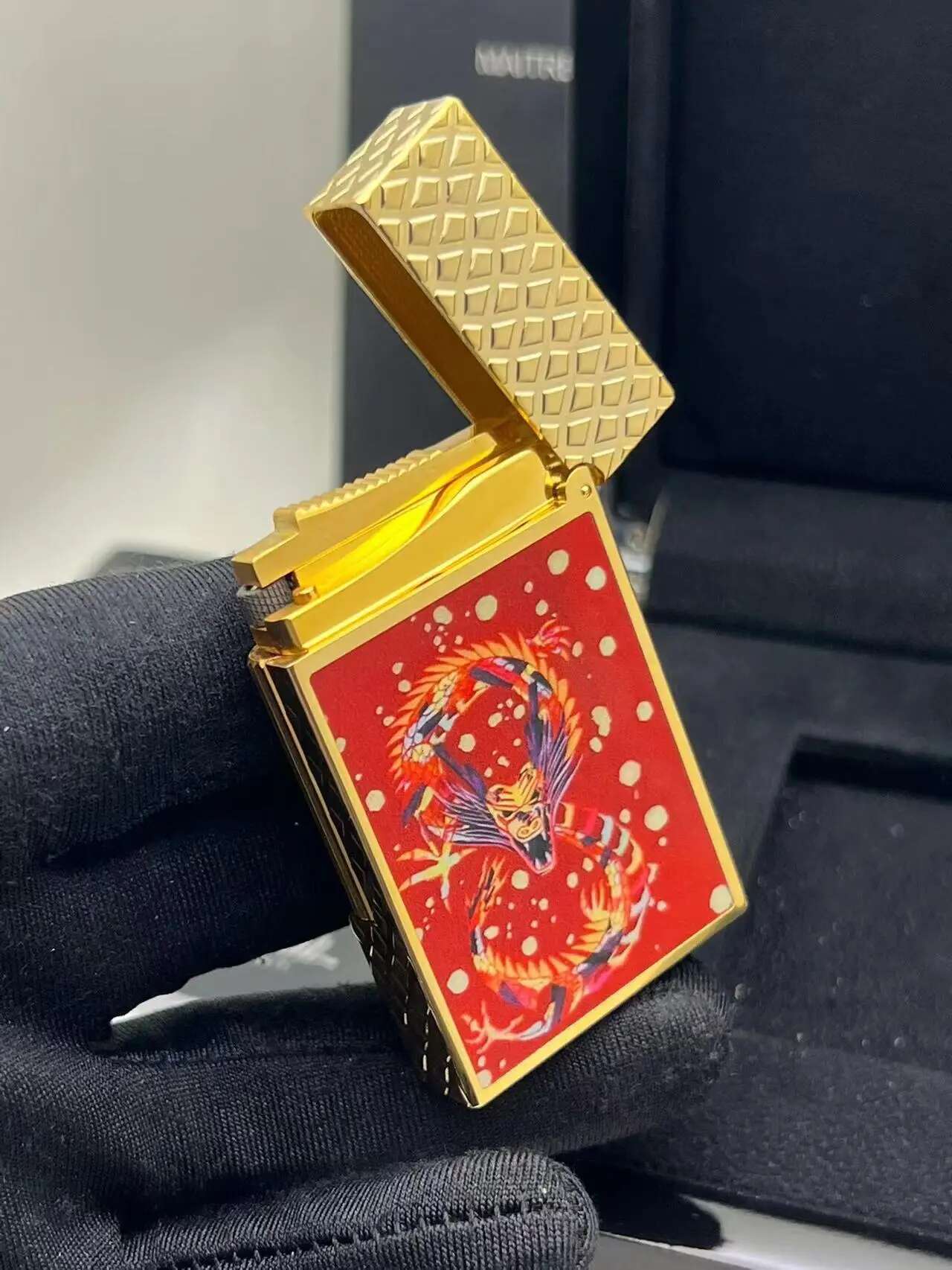 ST Dupont Classic Brass Gas Bright Sound Grinding Wheel Ignition Outdoor Iatable Lighter Smoking Accessories Gift Box