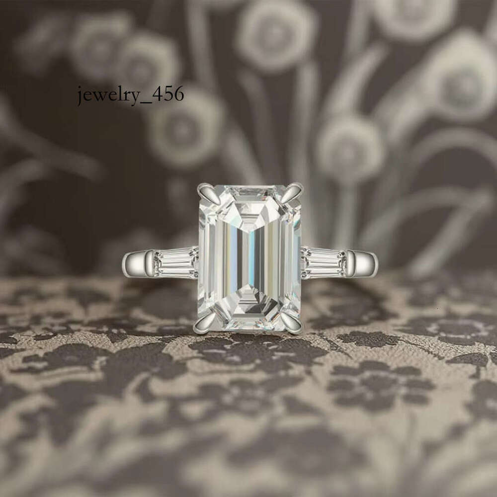 Ins Hot Selg 3CT Moissanite Wedding Vintage Jewelry Wholesale Custom10k Gold Sterg Emerald Cut Sier Rings