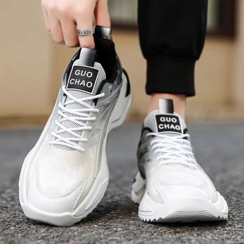 Mens Running Lightweight Breathable Casual Anti Slip Gym Trainers Fashion hot Mesh Sneakers Basket Shoes Z250301