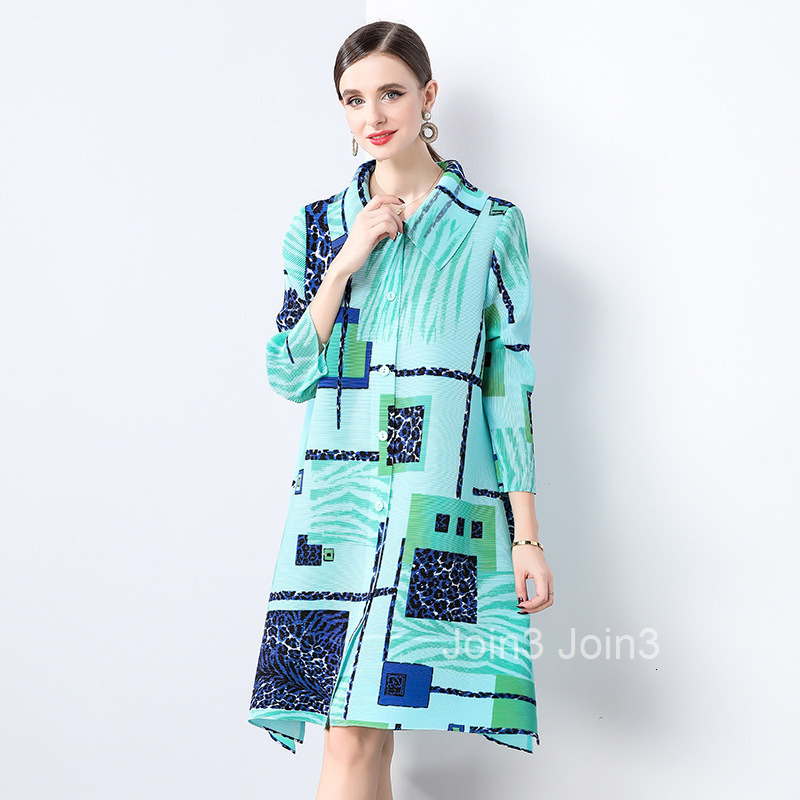 French style pleated printed dress 2024 spring/summer new item lapel plus size three bedroom loose shirt skirt