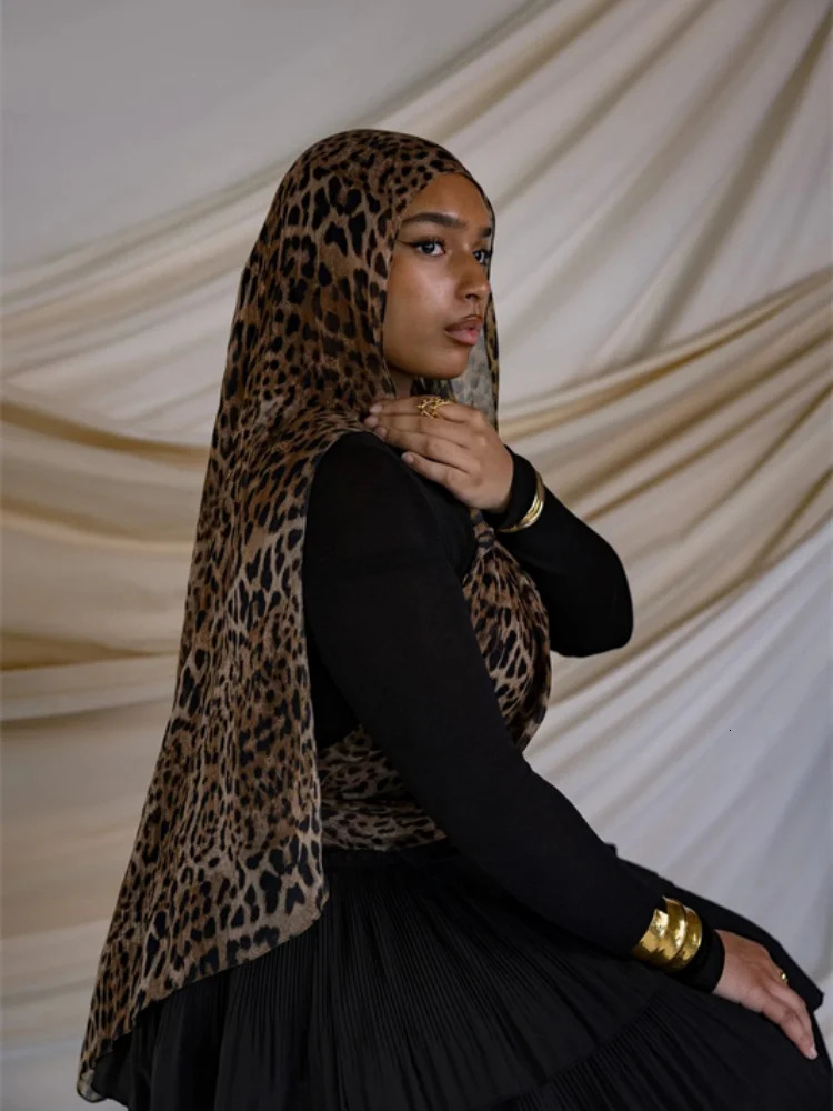 1Pcs Ramadan Hijab Leopard Print Women Bohemian Watercolor Soft Muslim Hijabs Floral Breathable Shawl Wrap Scarf Headscarf Warm 250221