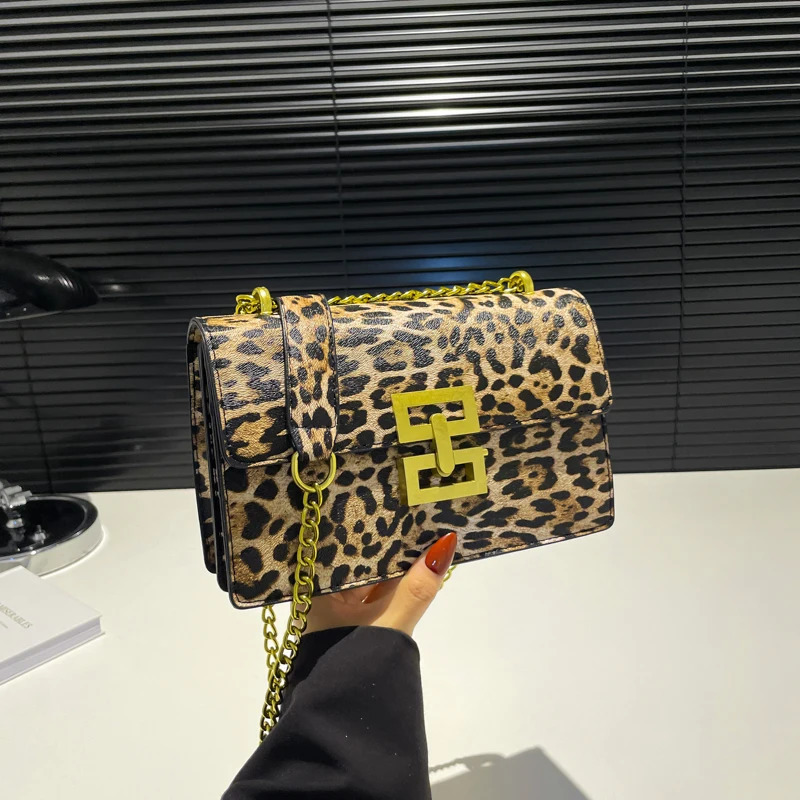 Leopard print Clutch Bag PU Leather Shoulder Side Bags for Women Chain Mobile Phone Purses Crossbody Ladies Fashion Handbag 250218