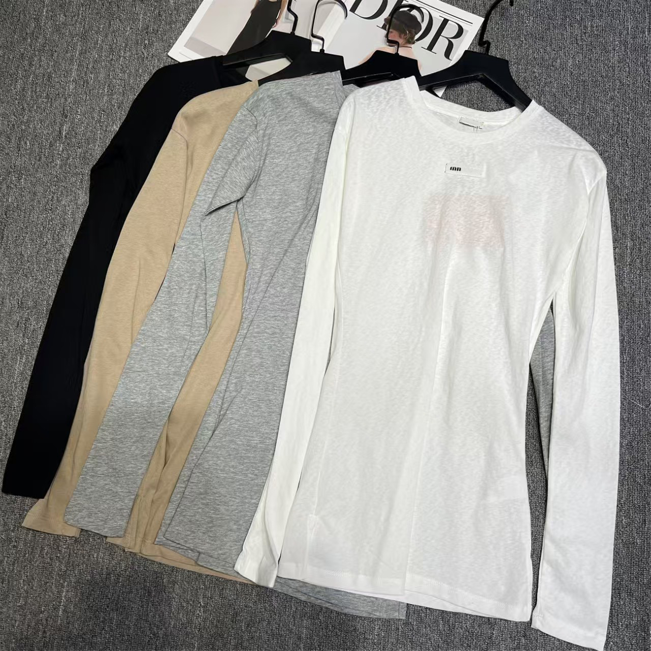 Tshirt designer women25 t shirts long sleeve round neck letter Print sexy top womens tee female casual Long women skirts with buttocks wrapped grey women tshirts S--XL