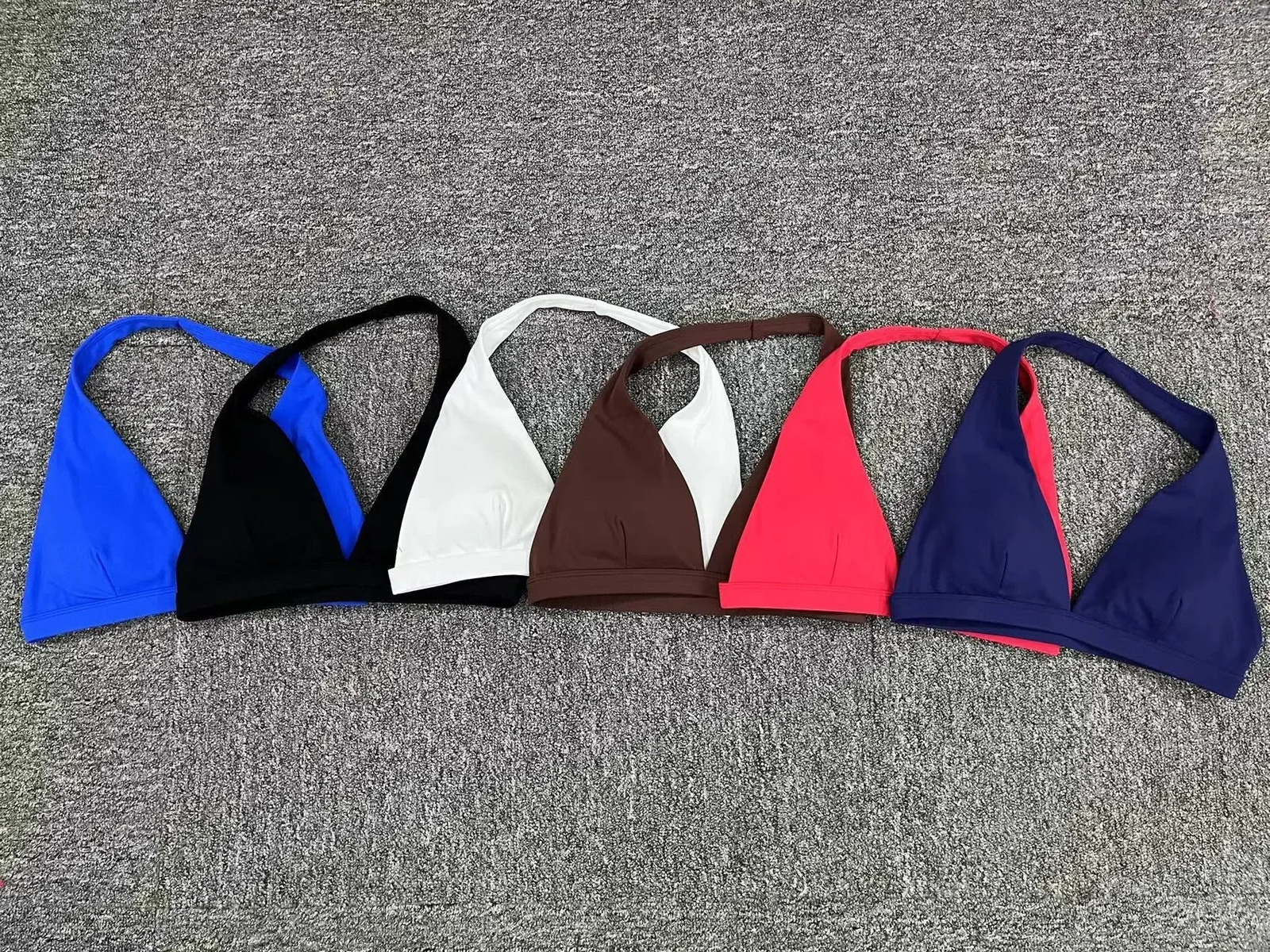 Sexy V-neck Sport Bra Women Underwear Sportswear Halter Backless Top for Fitness Yoga Wear Female Gym Active Bra with Cups White 250221