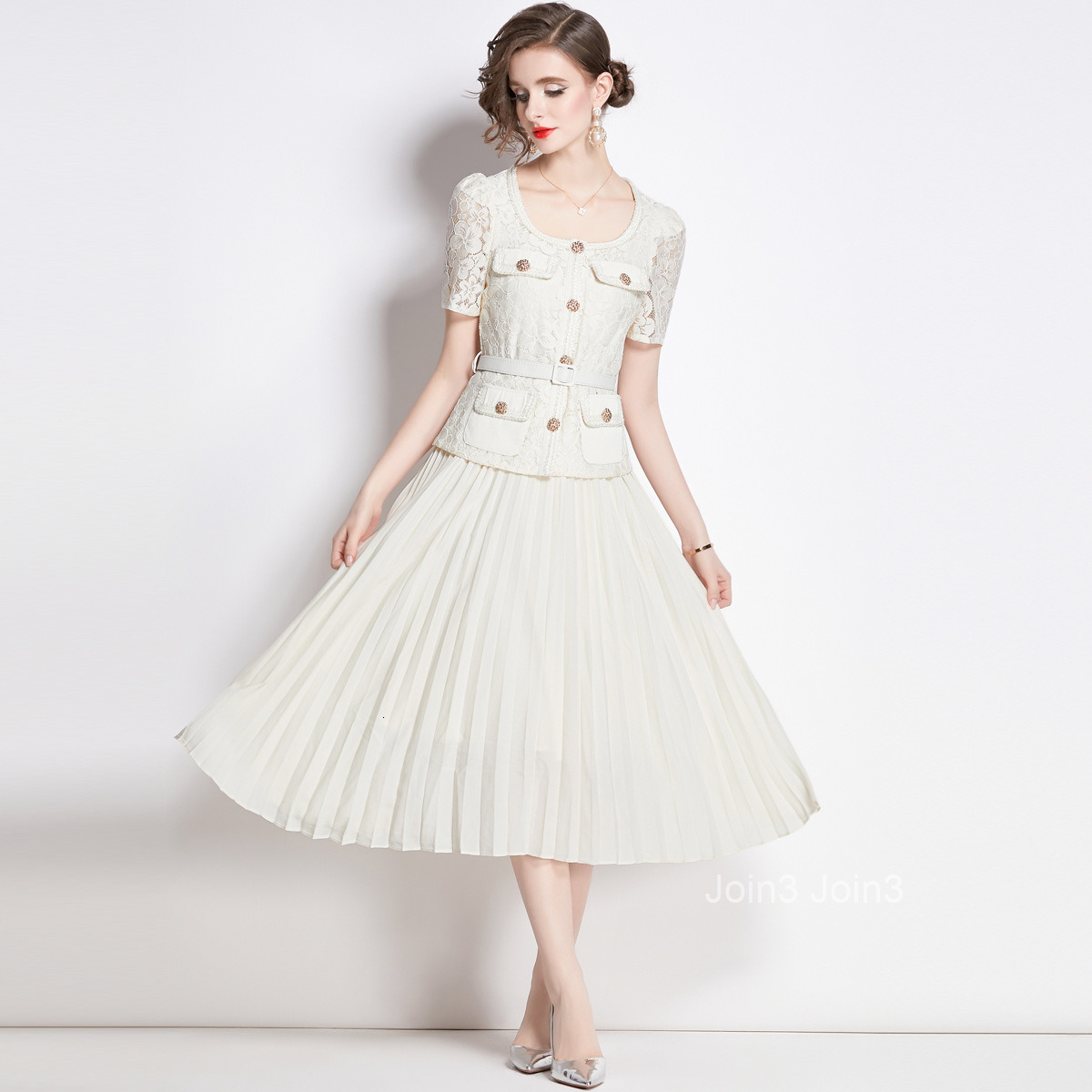 Autumn New Womens Clothing Style Slim Fitting and Slimming Lace Patchwork Medium Long Pleated Dress
