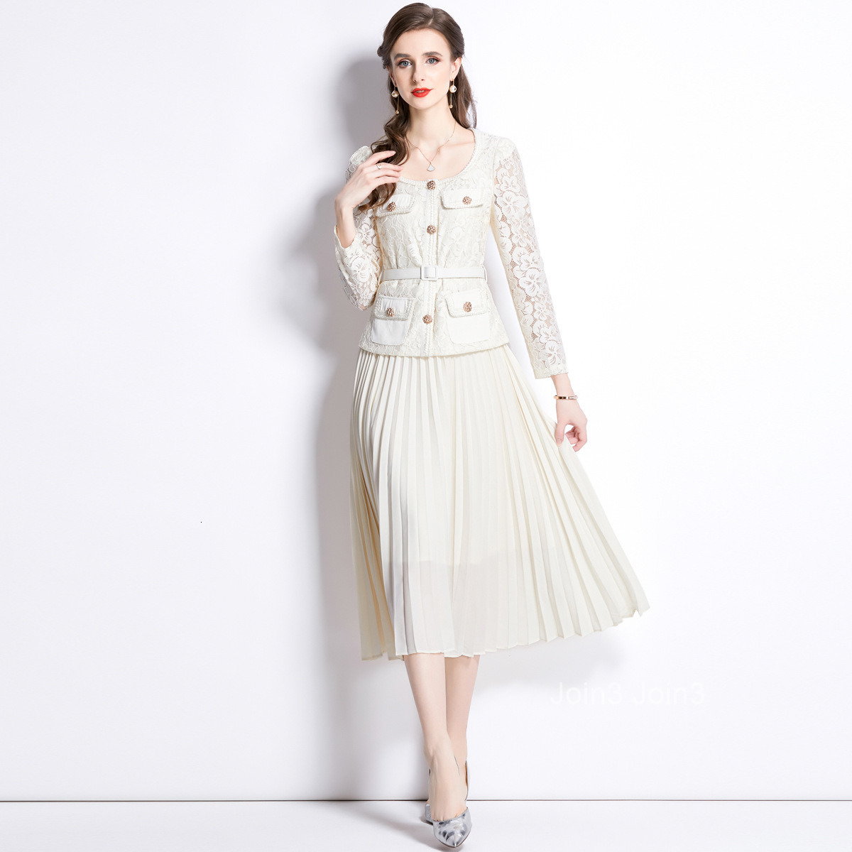 Autumn New Womens Clothing Style Slim Fitting and Slimming Lace Patchwork Medium Long Pleated Dress