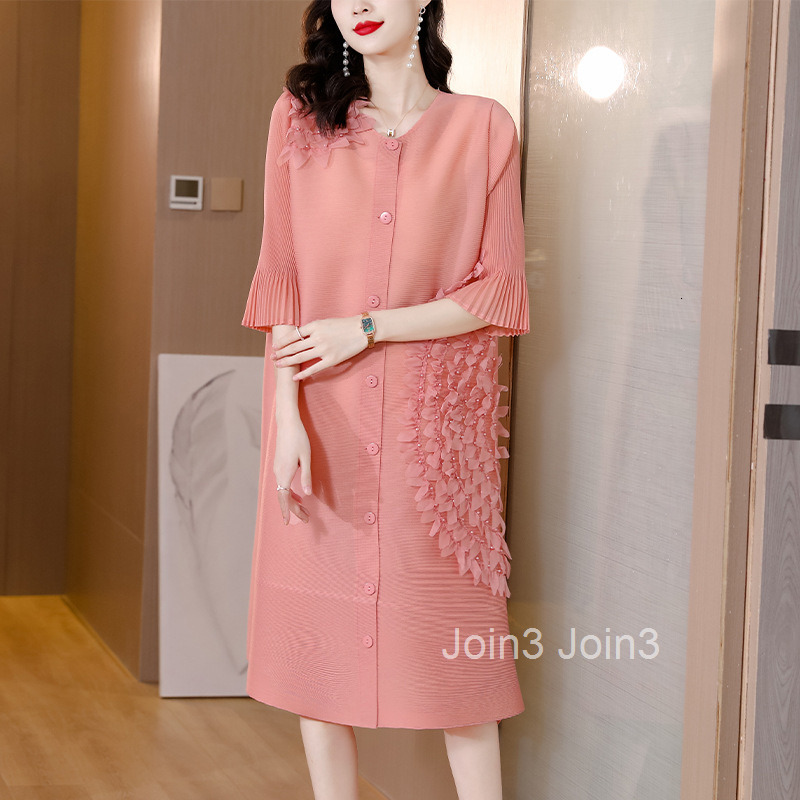 Miyake pleated belly covering dress summer and autumn new three-dimensional floating flower cardigan dress