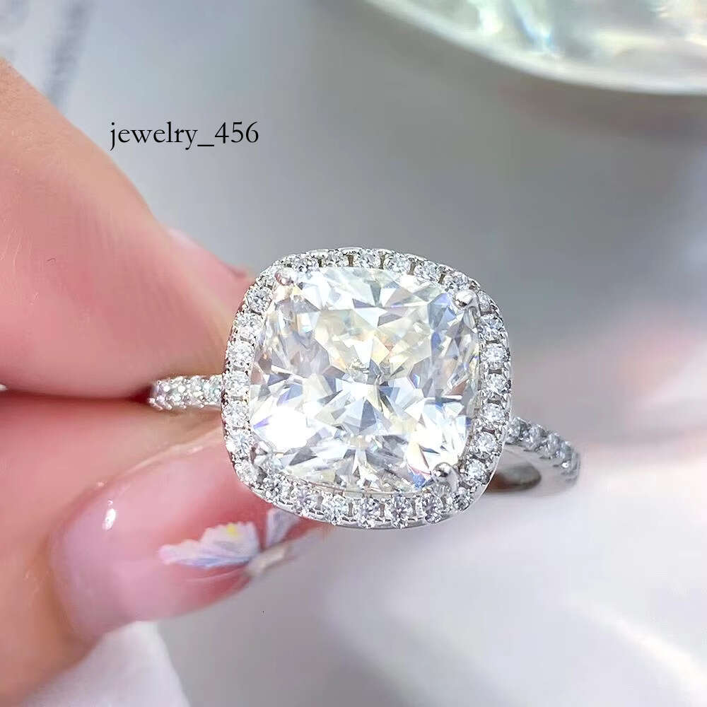 FOXI VVS 3.5 Ct Cushion Cut White Simulated Moissanite Dia Engagement Rhodium Plating Halo Ring Finish Gift for Women