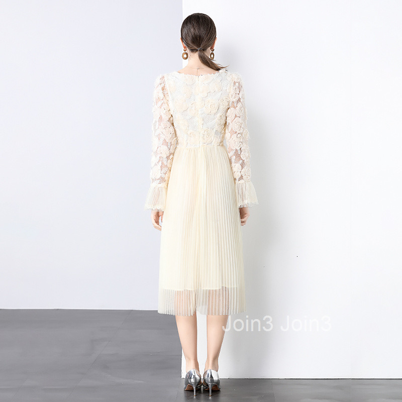 New Fairy Style Three Dimensional Hairy Flower Bubble Sleeve Horn Sleeve Waist Fold Mesh Large Swing Dress