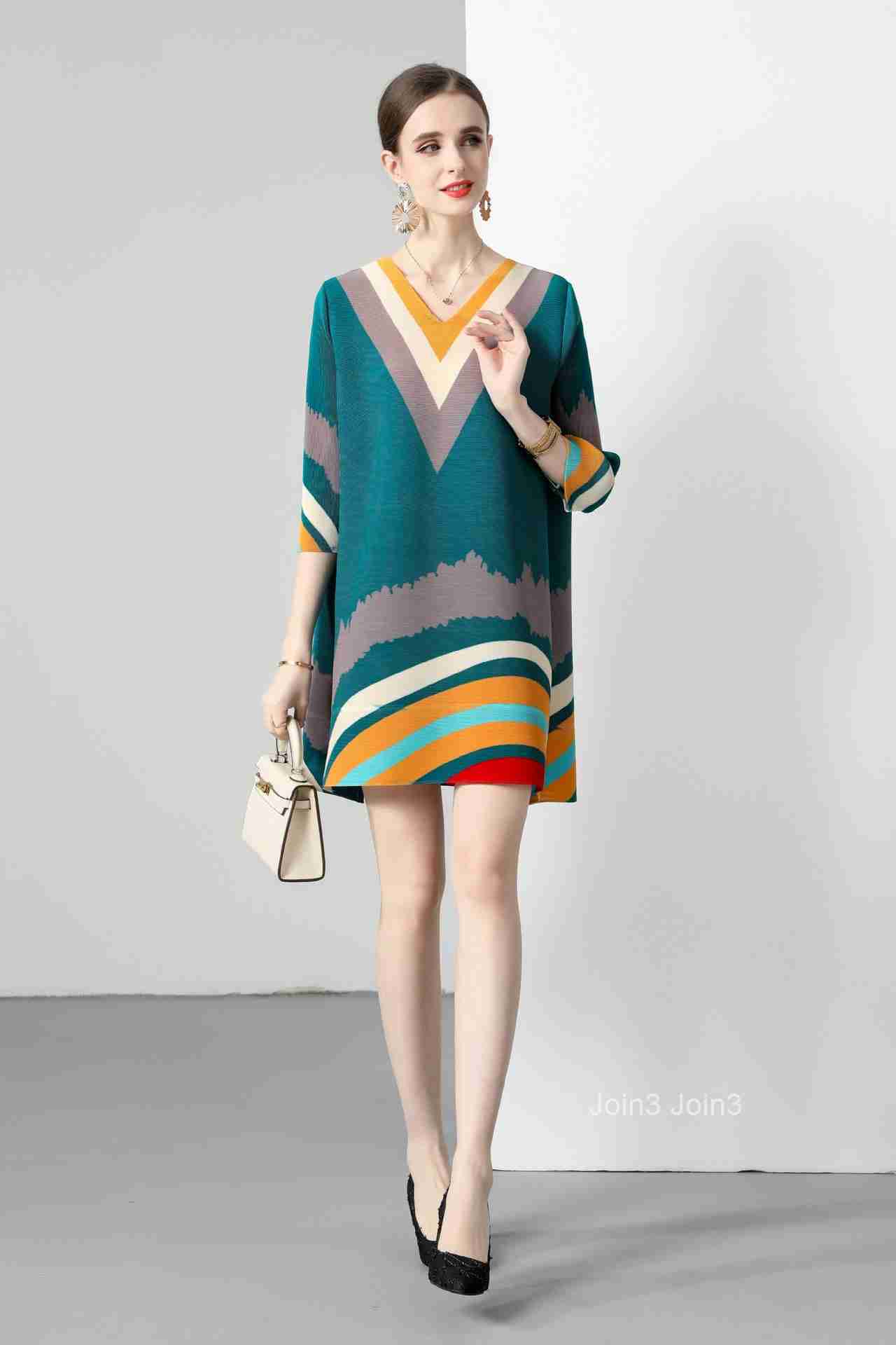 Miyake Summer Striped Slimming and Age Reducing Collar Medium Length Folded Word Skirt Simple Knitted Fabric Korean Edition