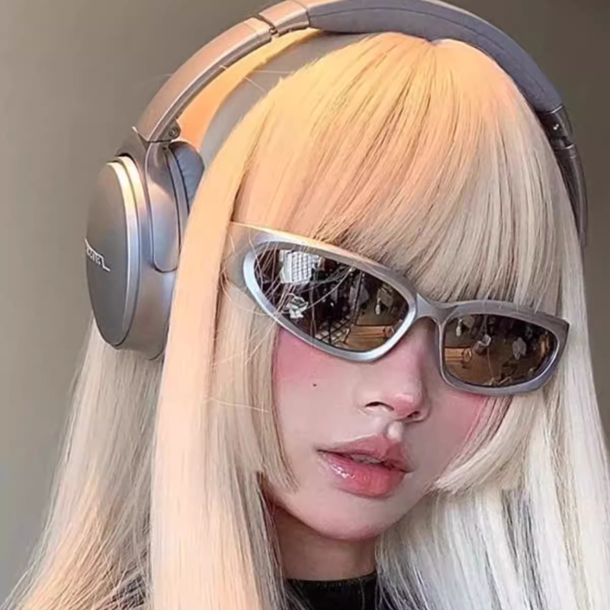 2025 new Y2k sunglasses for men and women, cyberpunk glasses, technological and high-end sunglasses, silver riding goggles