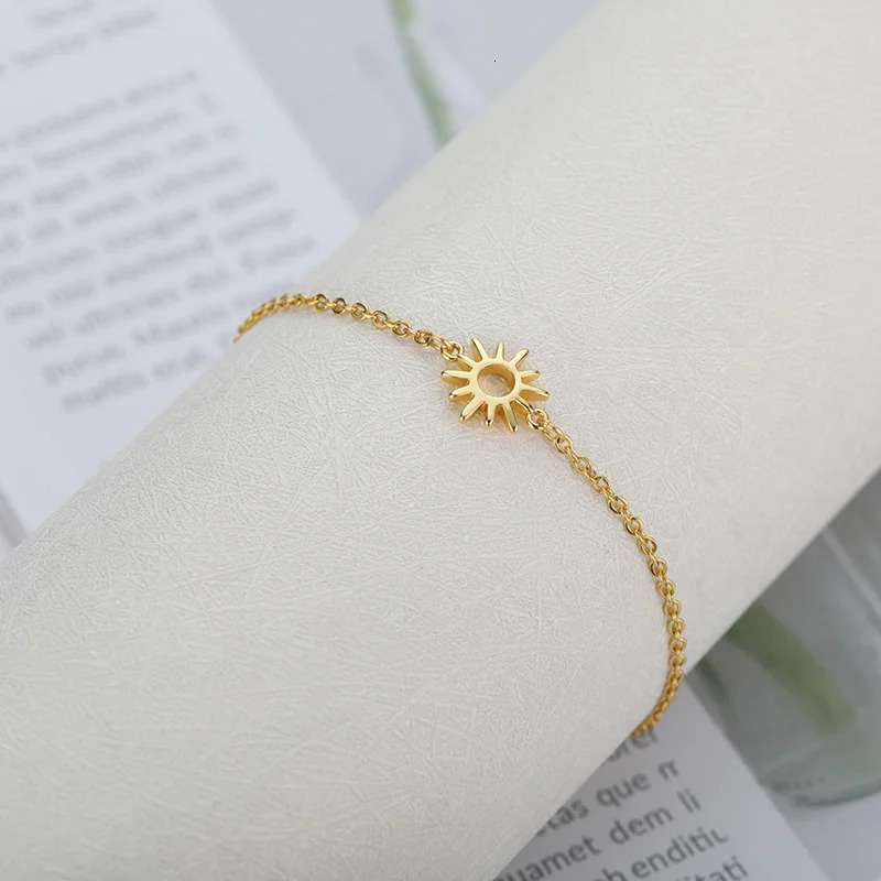 Jewelry Sun Hollow Couple Bracelet Womens Stainless Steel Chain Bracelet Retro Sunflower Ankle Bohemian Foot Accessories 250220