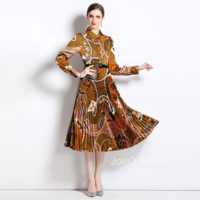 new French fashion printed heavy pleated long sleeved shirt dress