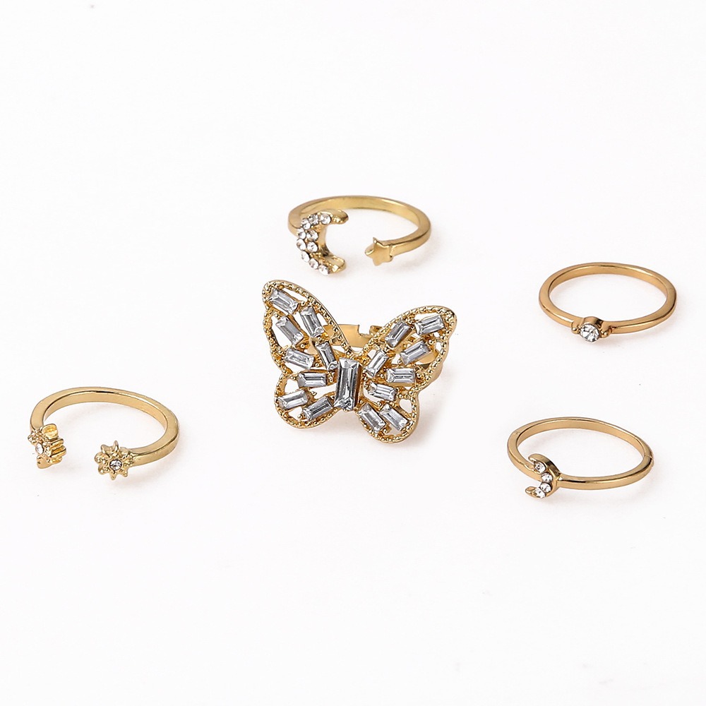 Elegant Sterling Silver Butterfly Ring Featuring Dazzling Cubic Zirconia for Ladies