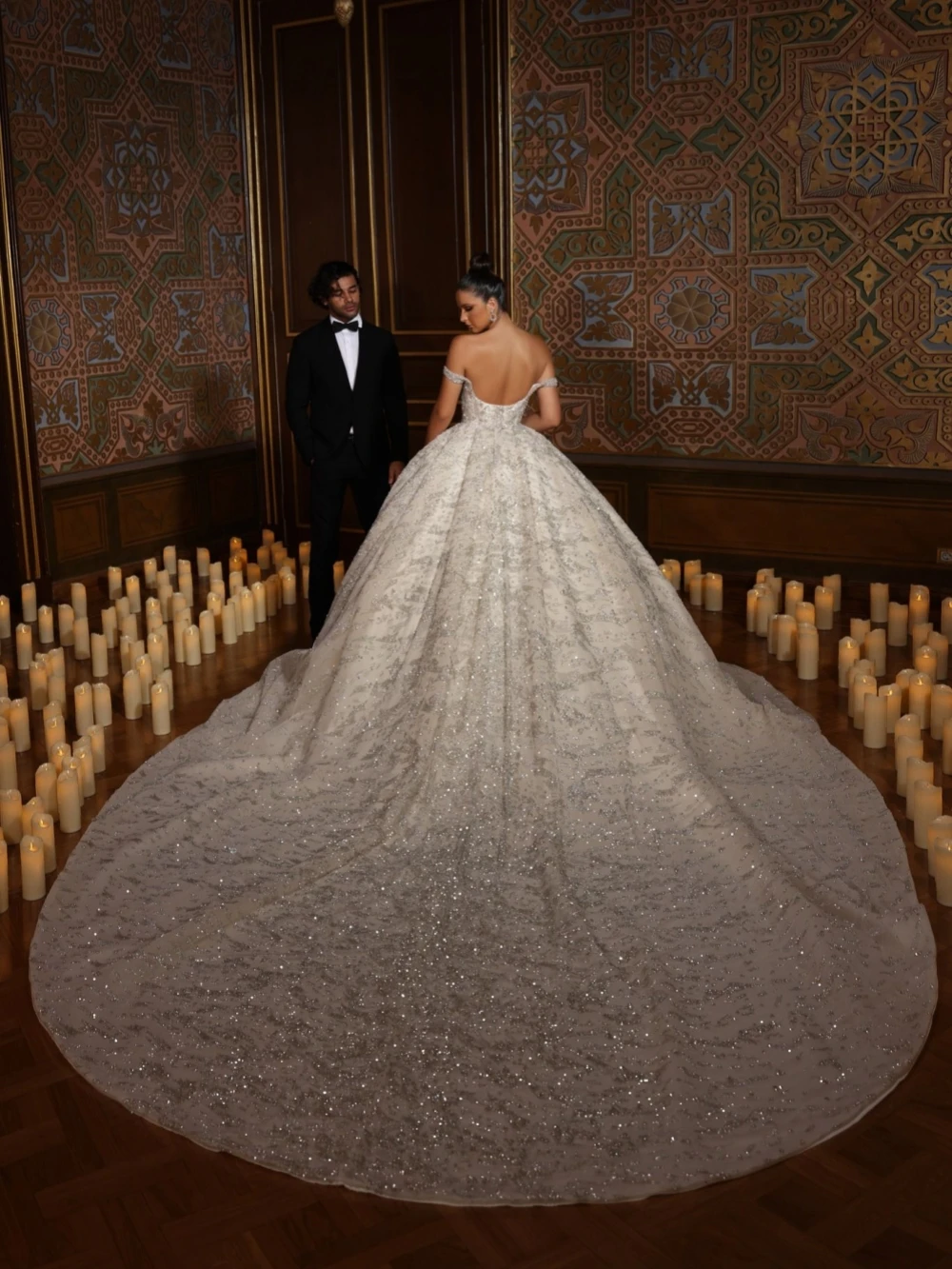 Exquisite Ball Gown Wedding Dress For Women Off Shoulder Sleeveless Bridal Gowns Sequins Lace Sweep Train Dresses Custom Made vestidos de novia