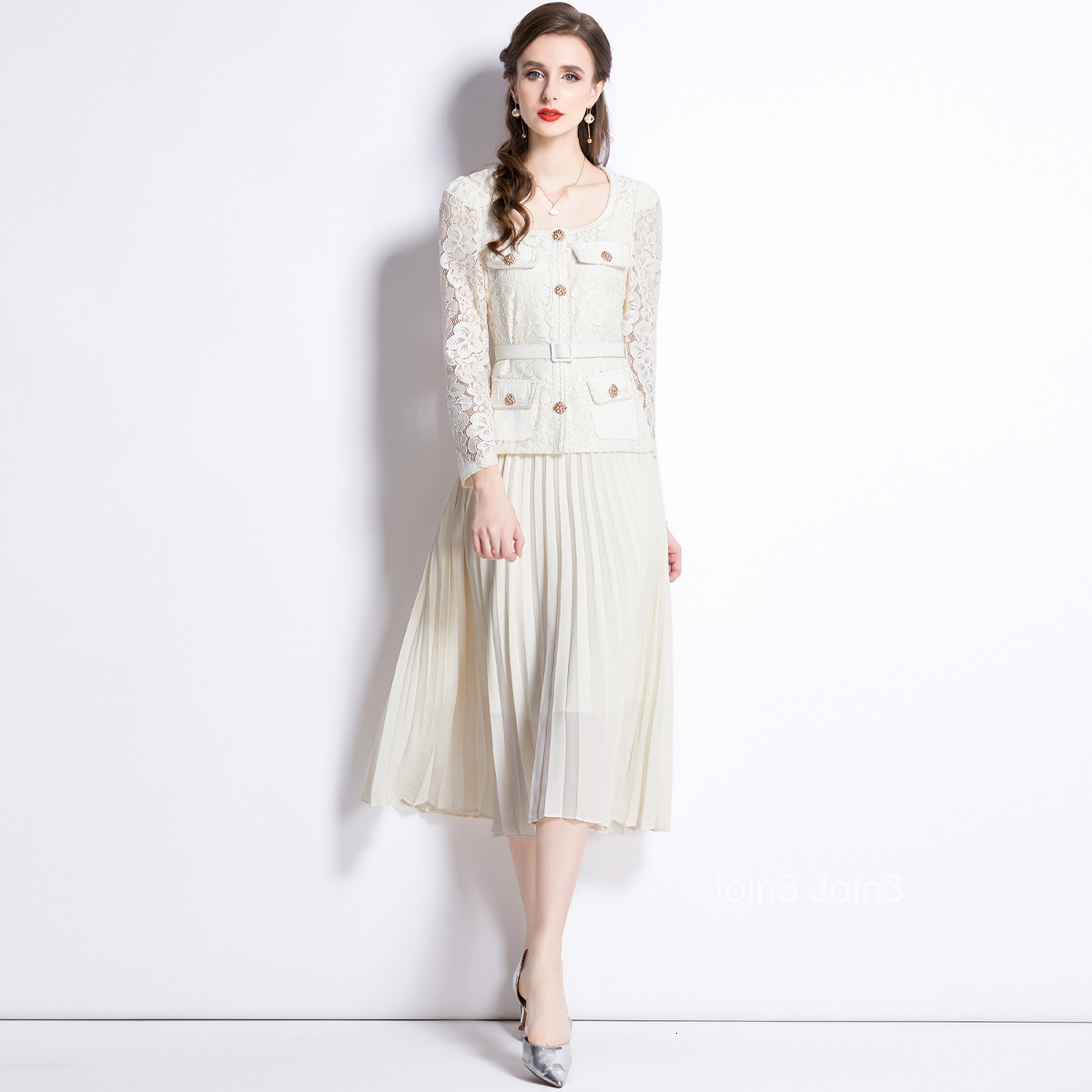 Autumn New Womens Clothing Style Slim Fitting and Slimming Lace Patchwork Medium Long Pleated Dress