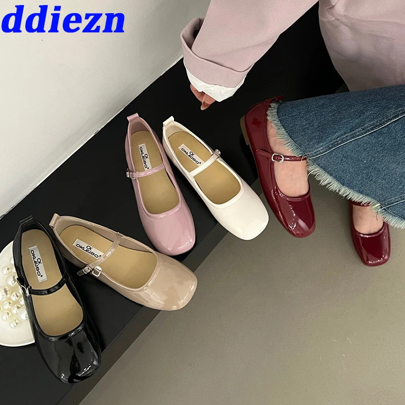 Female Red Footwear Lolita Mary Janes Ladies Dance Shoes Buckle Strap Fashion Shallow Flats With Shoes For Women 250221
