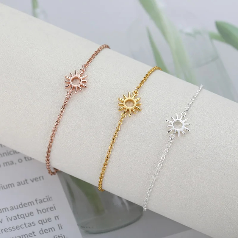 Jewelry Sun Hollow Couple Bracelet Womens Stainless Steel Chain Bracelet Retro Sunflower Ankle Bohemian Foot Accessories 250220