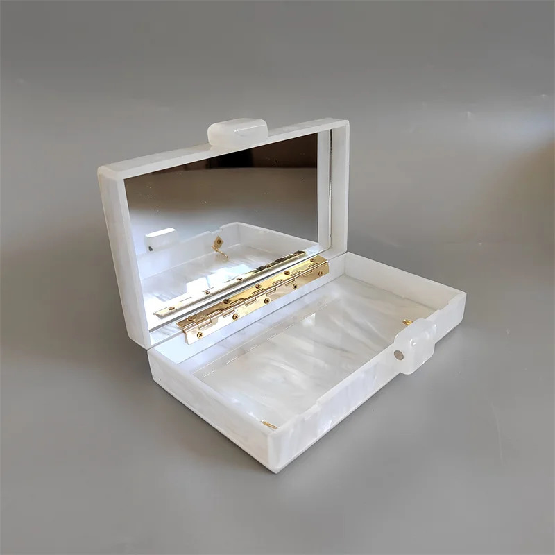 Women Pearl White Silver Glitter Letter Name Wifey Acrylic Evening Clutch Bag Ladies Chain Party Shoulder Purses And Handbag 250221