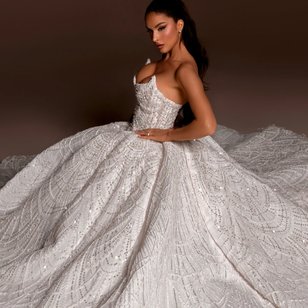 Gorgeous Ball Gown Wedding Dress For Women Sweetheart Neck Sleeveless Bridal Gowns Lace Sequins Backless Sweep Train Dresses Custom Made vestidos de n