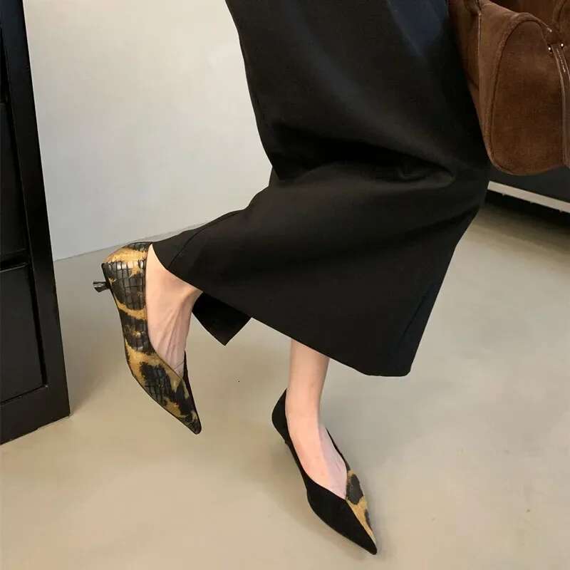 Elegant Leopard Print Low Women Pumps Sexy Pointed Toe Kitten Heel Mules Shoes Comfort Casual High Heels Atos De Mujer