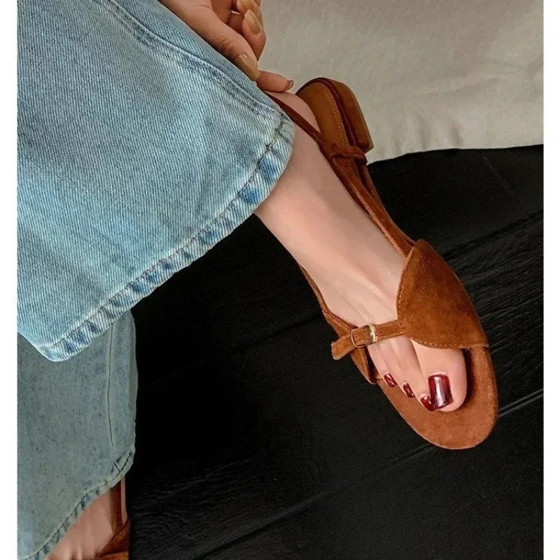 Womens Sandals Summer Flat Round Head Open Toe Hollowedout Flip Sandals Casual Fashion Nonslip Breathable Sandals 250218