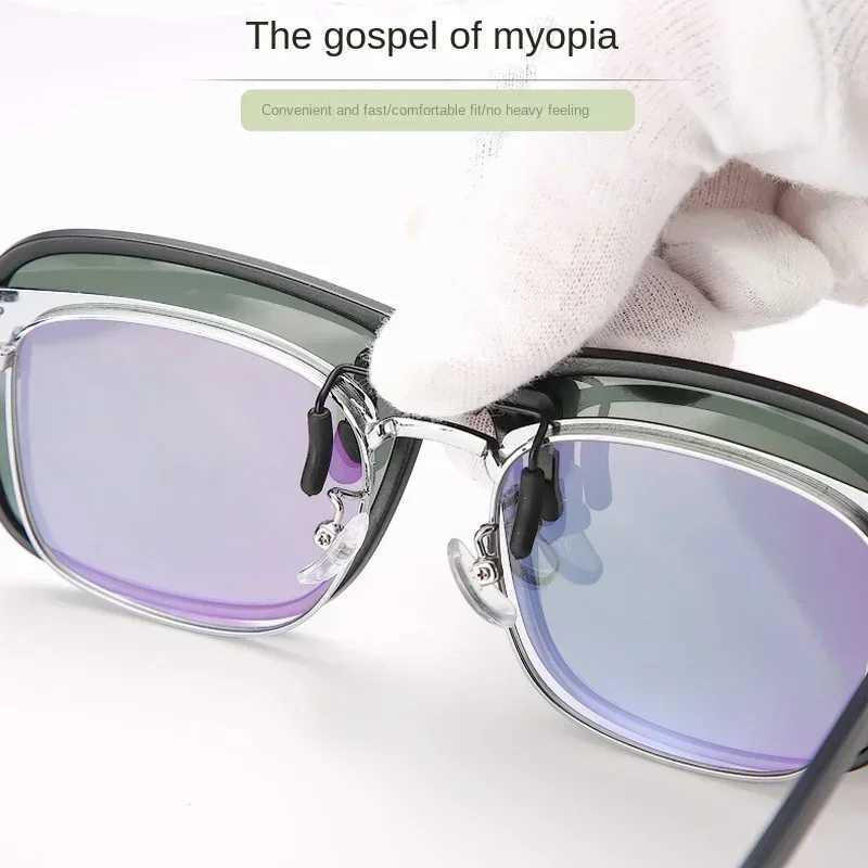 Polarized Flip Up Clip On Sunglasses for Driving Dark UV400 Photochromic Anti Glare Lens MyopiaSun Glasses Car DriverXJ250222