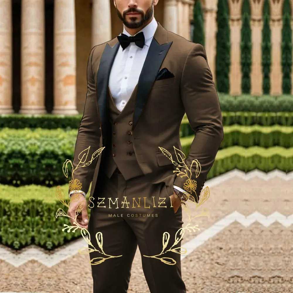 Latest Design Light Green Men Suit Business Formal Groom Groomsman Wedding Party Prom Male Tuxedos 3 Piece Blazer Vest PantsXJ250222