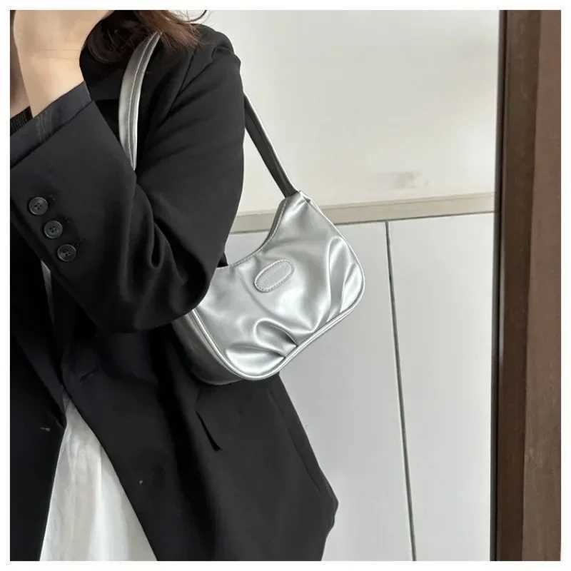 Luxury Tote Bag for Wen 2025 Sier Trend Designer Handbag Korean Shoder Hand Wens Bag Fi PU Leather Fem Purse Z250318