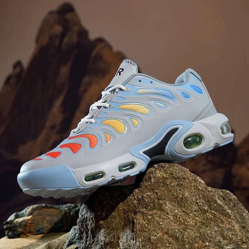 New Arrival High Fashion Running Fas hion Trend Outdoor Unisex Ultra Light Big Size Running Shoes Shoes for Men Clas sic Fashion Sneakers